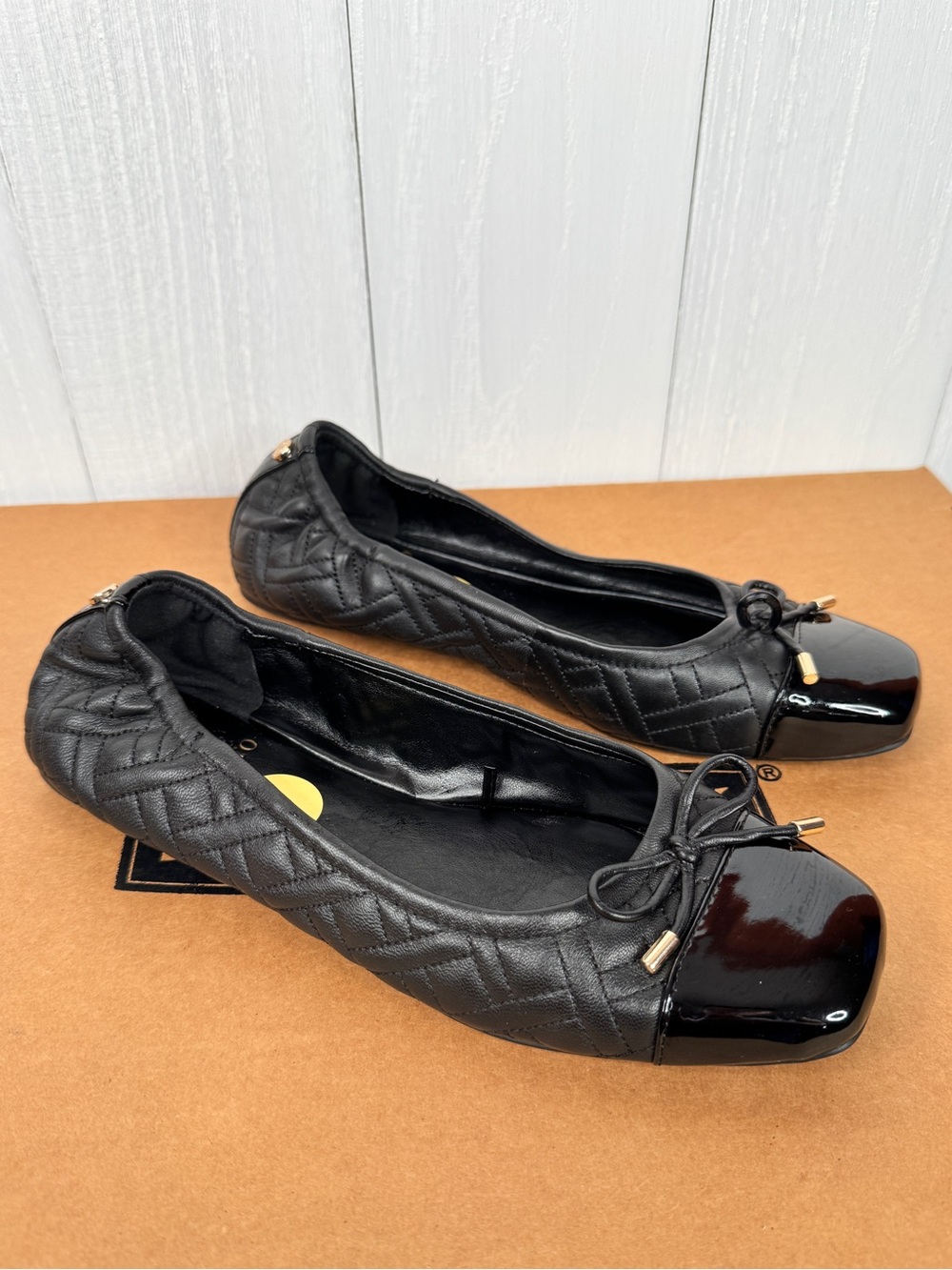 Vince Camuto Quilted Patent Leather Ballet Flats Bow Square Toe